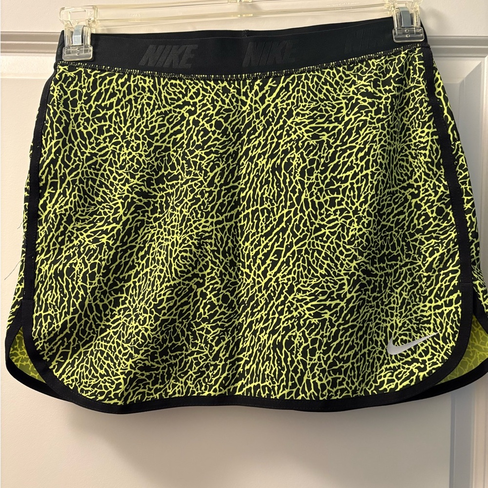 Nike Black and Neon Yellow Patterned Skirt